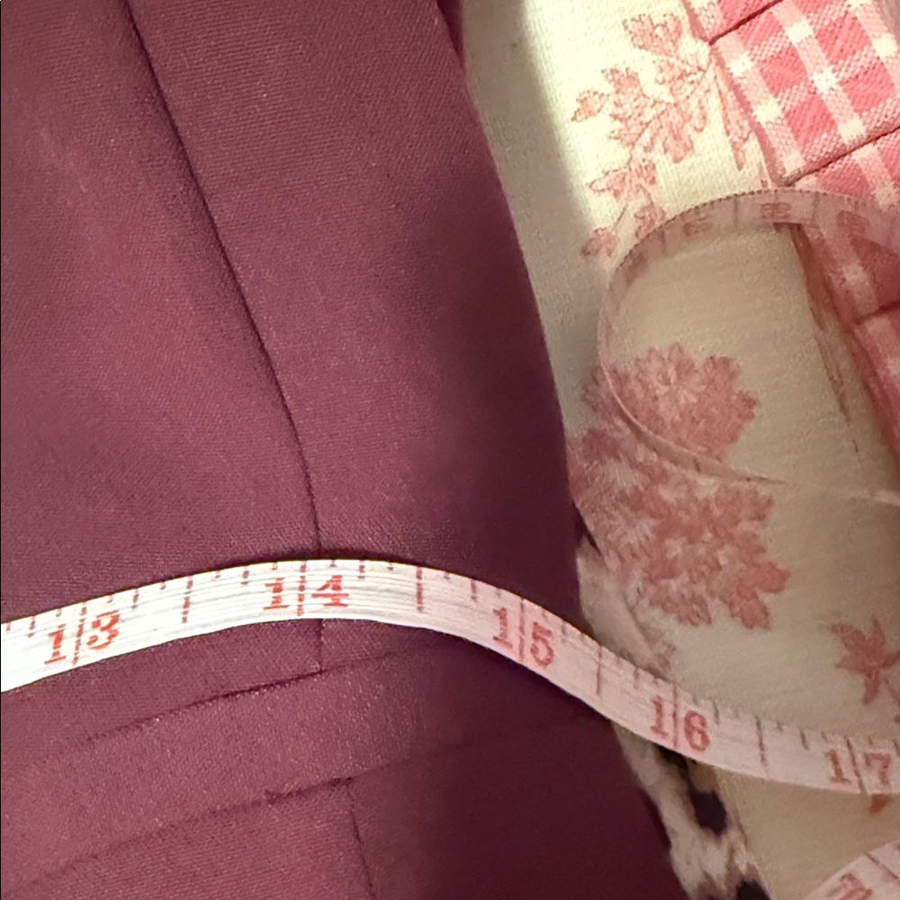 VENUS Burgundy Blazer with Black Accents - Picture 3 of 4